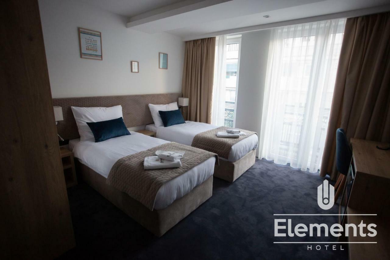 Hotel Elements ノヴィ・パザル エクステリア 写真